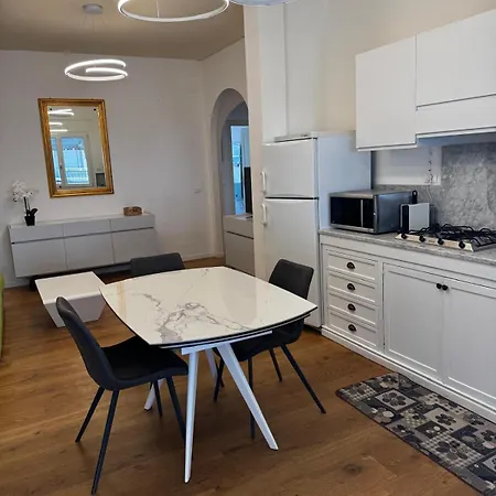 Piazza Mazzini شقة *