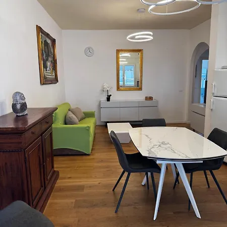 شقة Piazza Mazzini ليدو دي يسولو