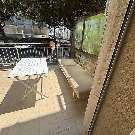 Piazza Mazzini * לידו די ג'סולו